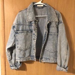 Cropped denim jacket